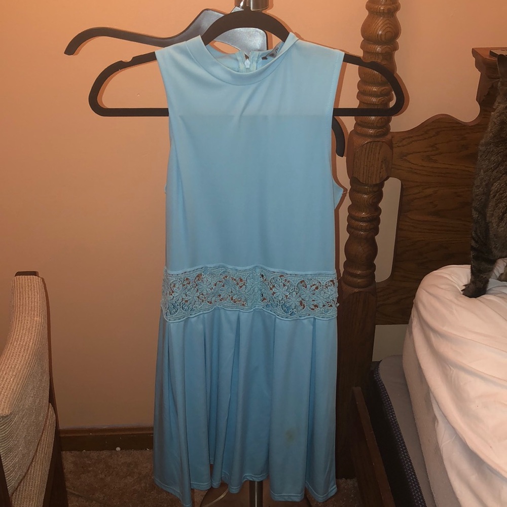 blue dress